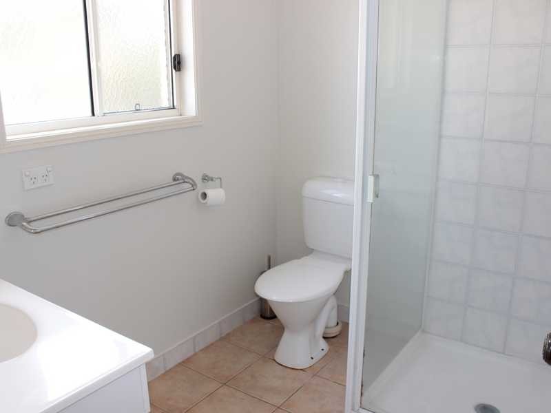 13 Curtis Avenue, Boyne Island QLD 4680