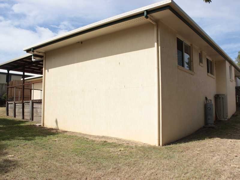 13 Curtis Avenue, Boyne Island QLD 4680