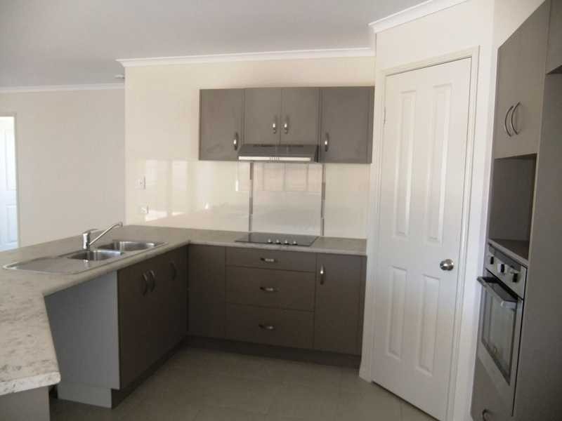 22 Surita Court, Boyne Island QLD 4680