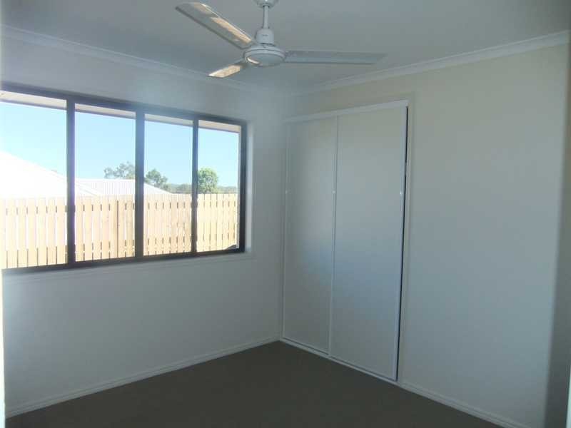 22 Surita Court, Boyne Island QLD 4680