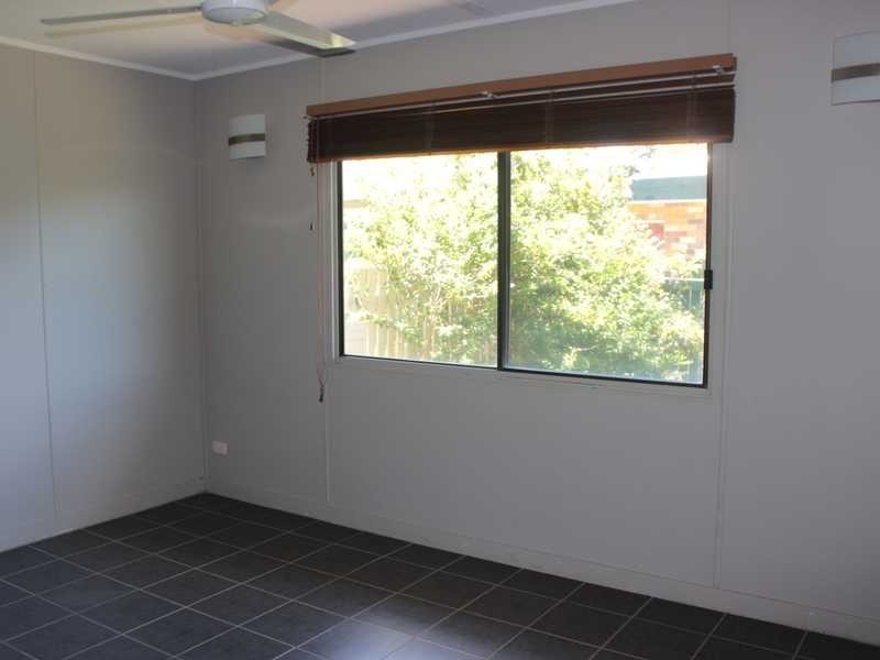 25 Martin Street, Bororen QLD 4678