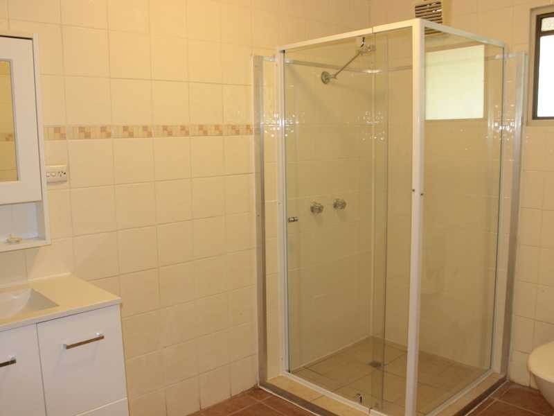 25 Martin Street, Bororen QLD 4678