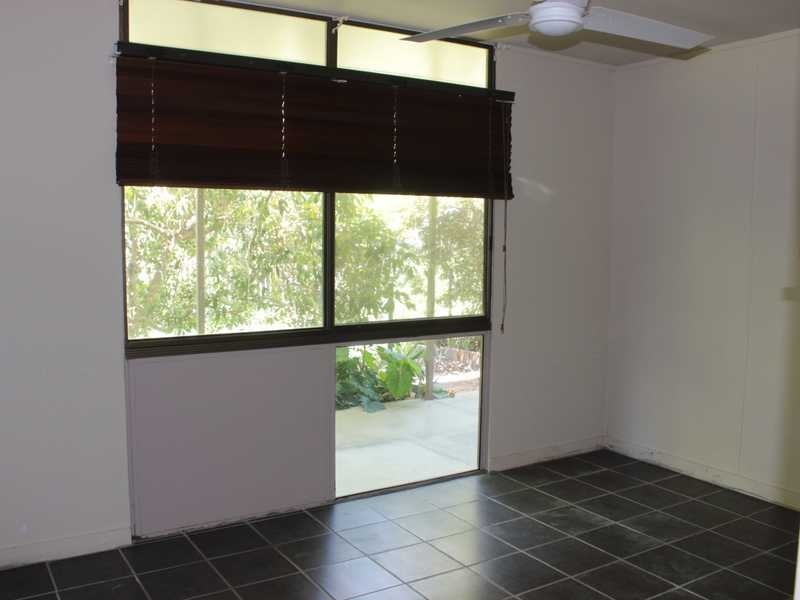 25 Martin Street, Bororen QLD 4678