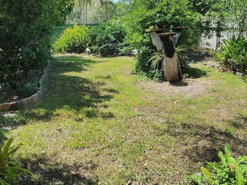 25 Martin Street, Bororen QLD 4678