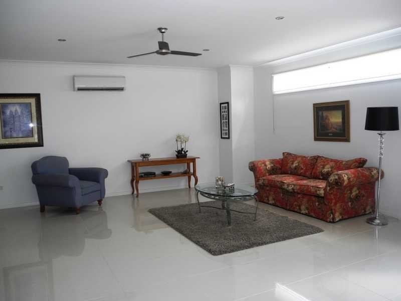 59 The Oaks Rd, Tannum Sands QLD 4680