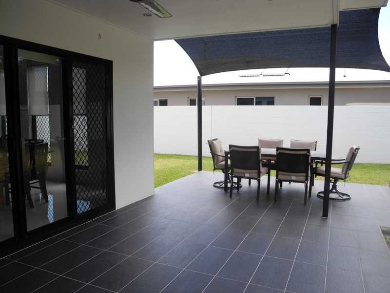 59 The Oaks Rd, Tannum Sands QLD 4680