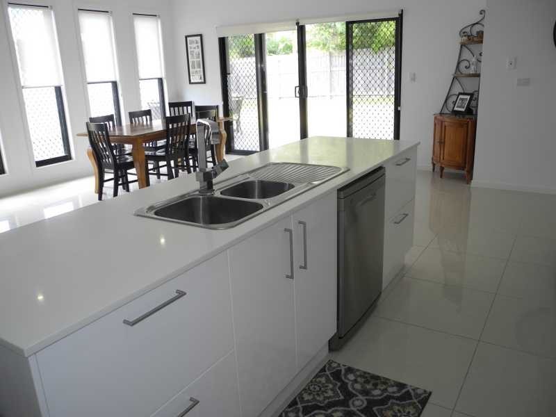 59 The Oaks Rd, Tannum Sands QLD 4680