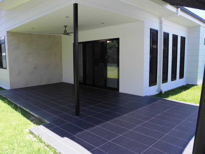 59 The Oaks Rd, Tannum Sands QLD 4680