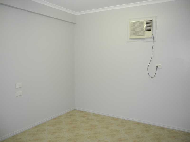 23 Crest Avenue, Boyne Island QLD 4680