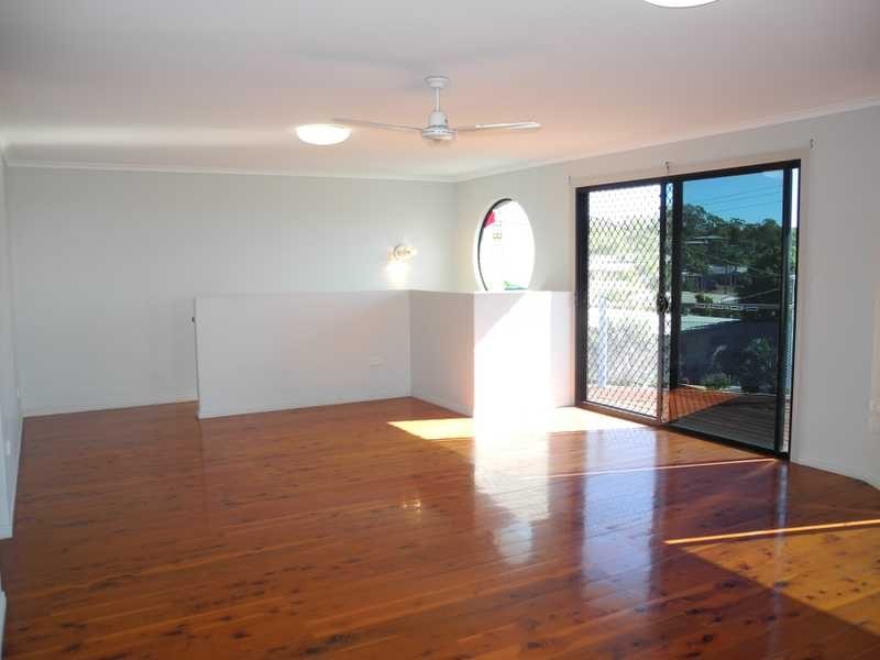 23 Crest Avenue, Boyne Island QLD 4680