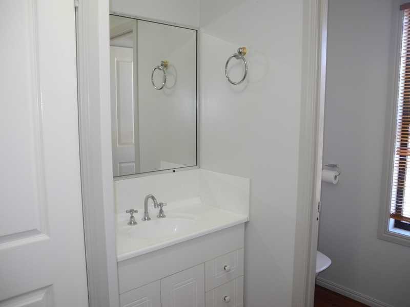 23 Crest Avenue, Boyne Island QLD 4680