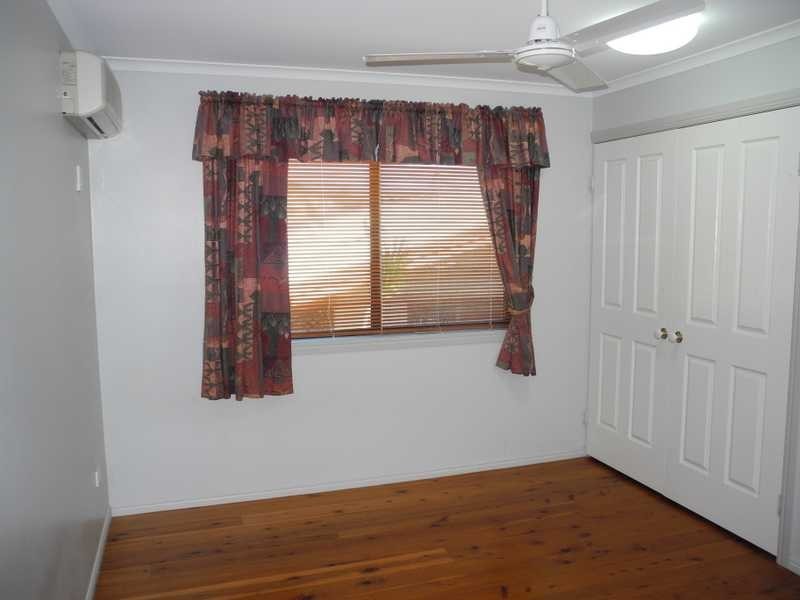 23 Crest Avenue, Boyne Island QLD 4680