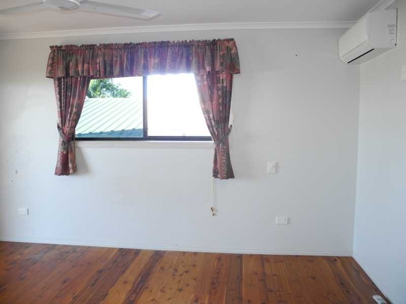 23 Crest Avenue, Boyne Island QLD 4680