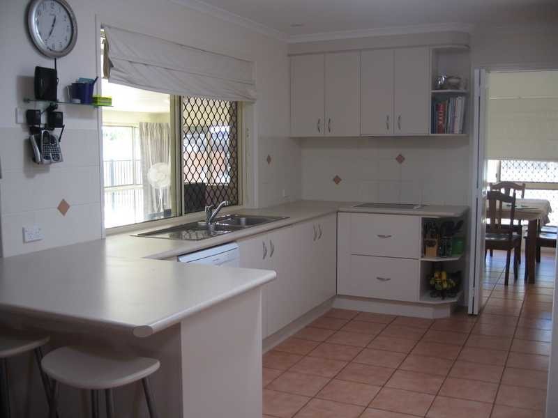 61 Geoffrey Thomas Drive, Tannum Sands QLD 4680