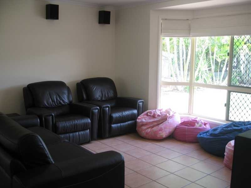 61 Geoffrey Thomas Drive, Tannum Sands QLD 4680