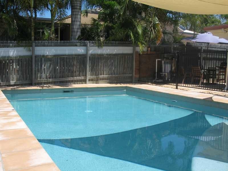 61 Geoffrey Thomas Drive, Tannum Sands QLD 4680