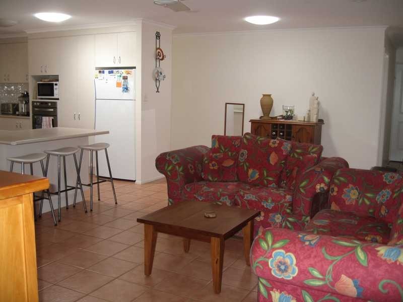 61 Geoffrey Thomas Drive, Tannum Sands QLD 4680