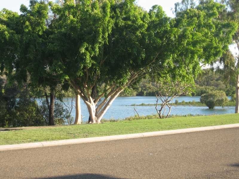 81 Tarcoola Drive, Boyne Island QLD 4680