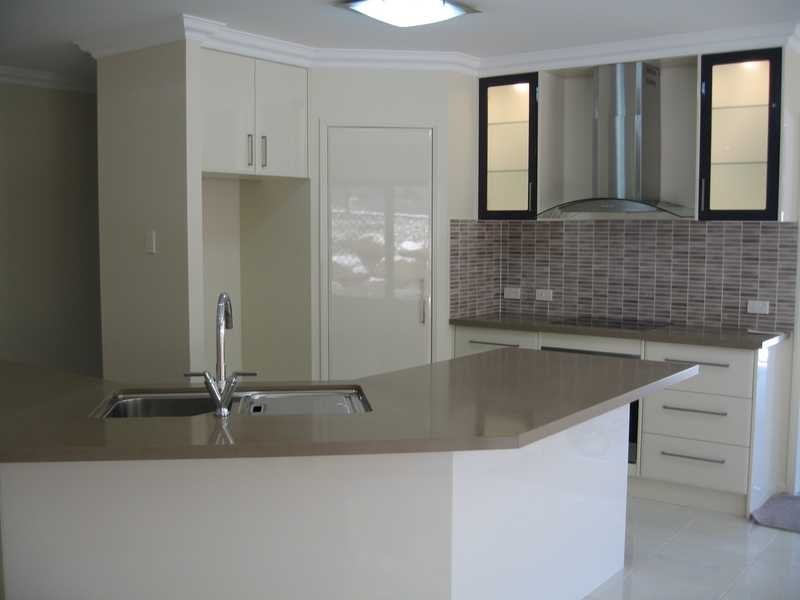 18 Melanie Court, Boyne Island QLD 4680