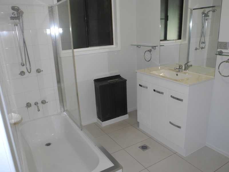 16 Tyson Crescent, Tannum Sands QLD 4680