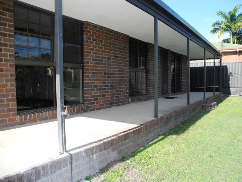 16 Tyson Crescent, Tannum Sands QLD 4680