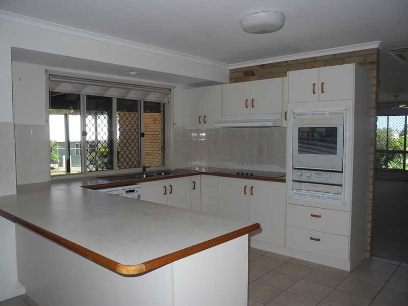 5 Minya Close, Boyne Island QLD 4680