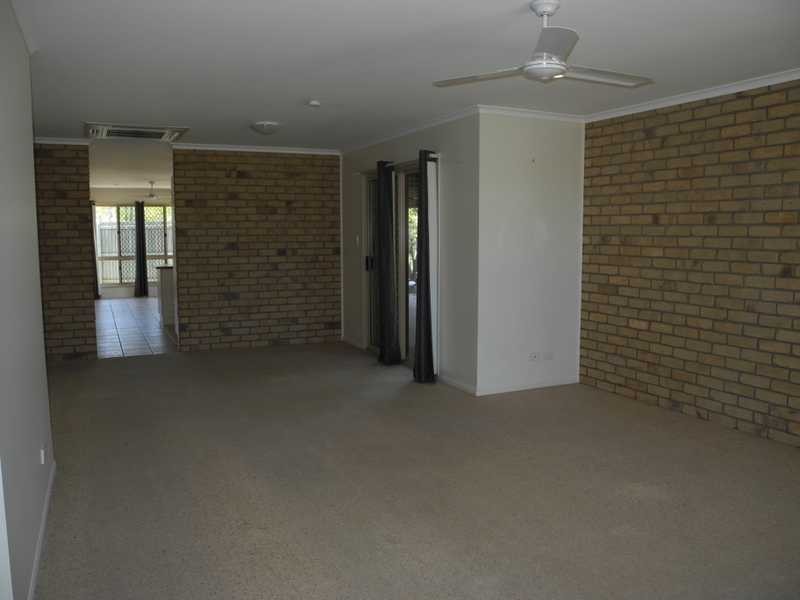 5 Minya Close, Boyne Island QLD 4680