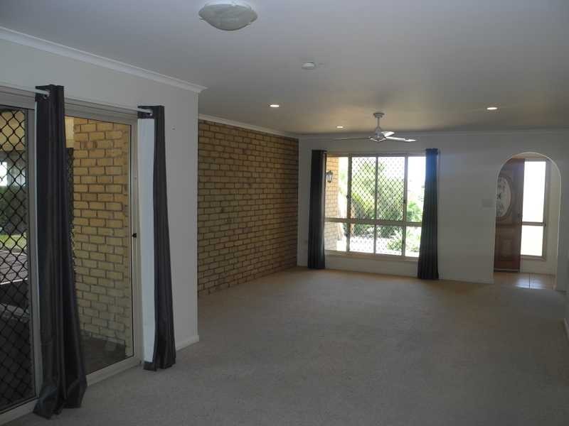 5 Minya Close, Boyne Island QLD 4680
