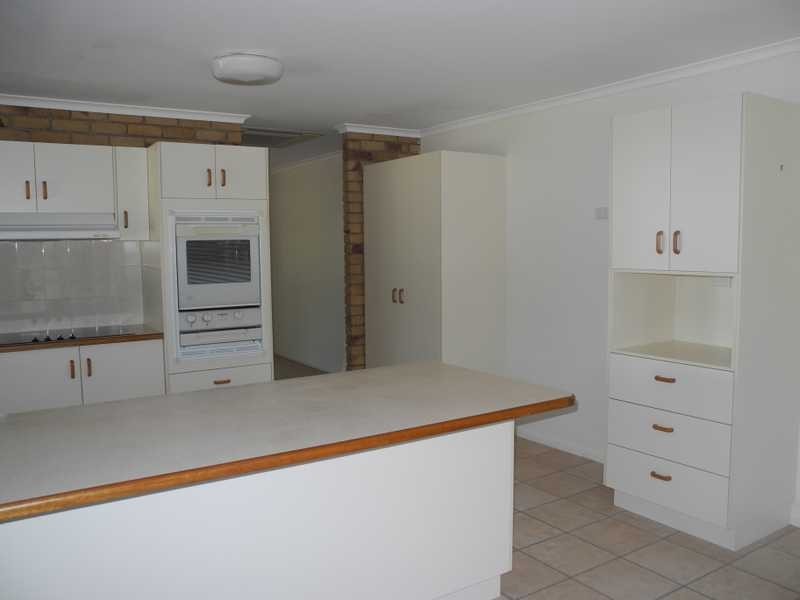 5 Minya Close, Boyne Island QLD 4680