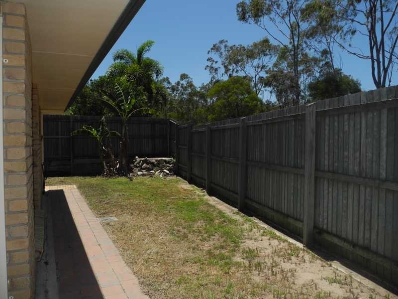 5 Minya Close, Boyne Island QLD 4680