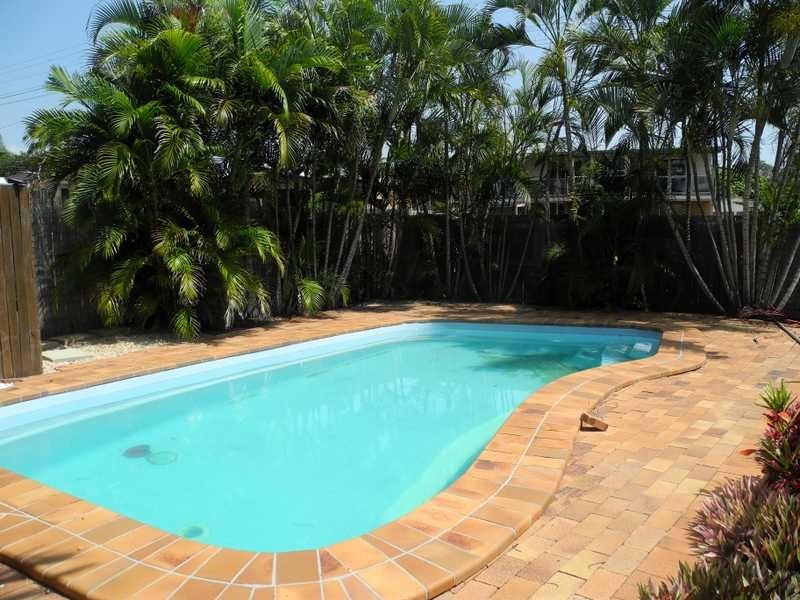 23 Alexander Street, Boyne Island QLD 4680