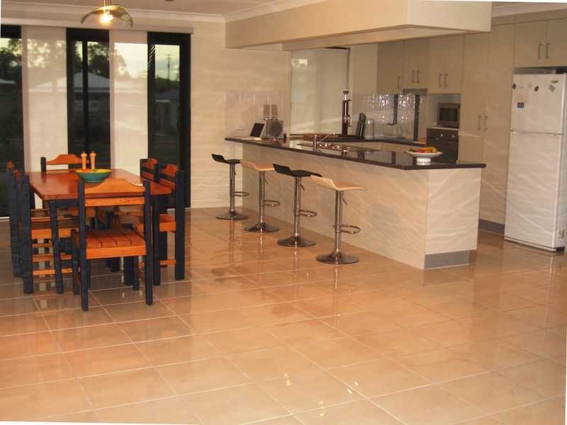 24 Ronald Crescent, Benaraby QLD 4680