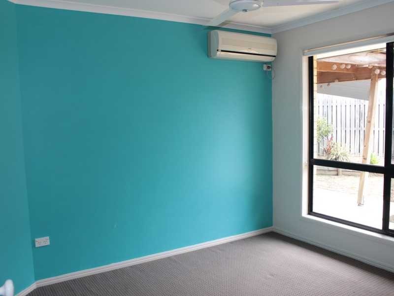 41 Curtis Avenue, Boyne Island QLD 4680