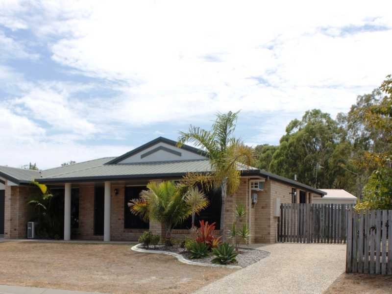 41 Curtis Avenue, Boyne Island QLD 4680