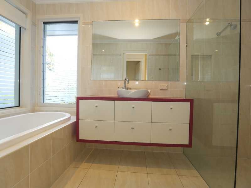 4 Jacinta Court, Tannum Sands QLD 4680