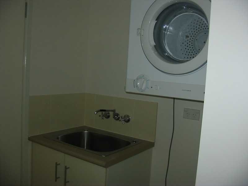 Unit 8/8A Wyndham Avenue, Boyne Island QLD 4680