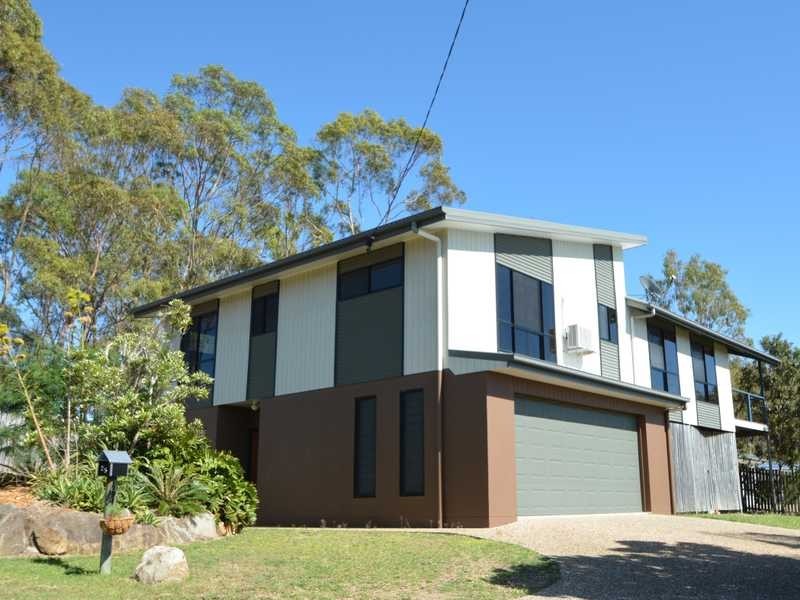 25 Sayre Crescent, Boyne Island QLD 4680