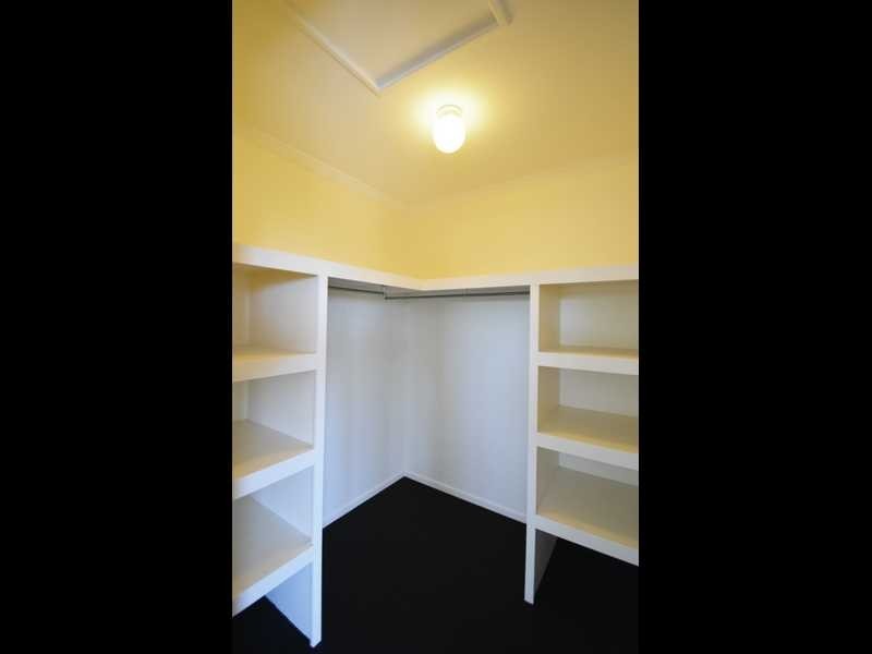 25 Sayre Crescent, Boyne Island QLD 4680