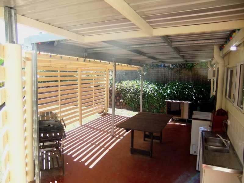 11 Marina Avenue, Boyne Island QLD 4680
