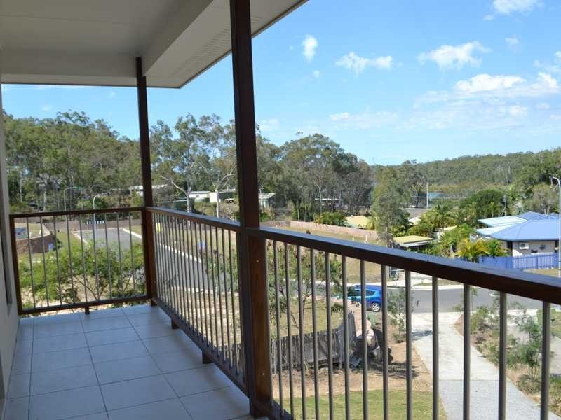 27 Marina Avenue, Boyne Island QLD 4680