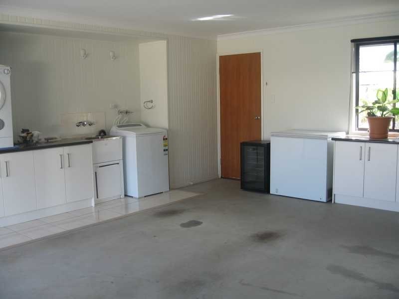4 Surita Court, Boyne Island QLD 4680