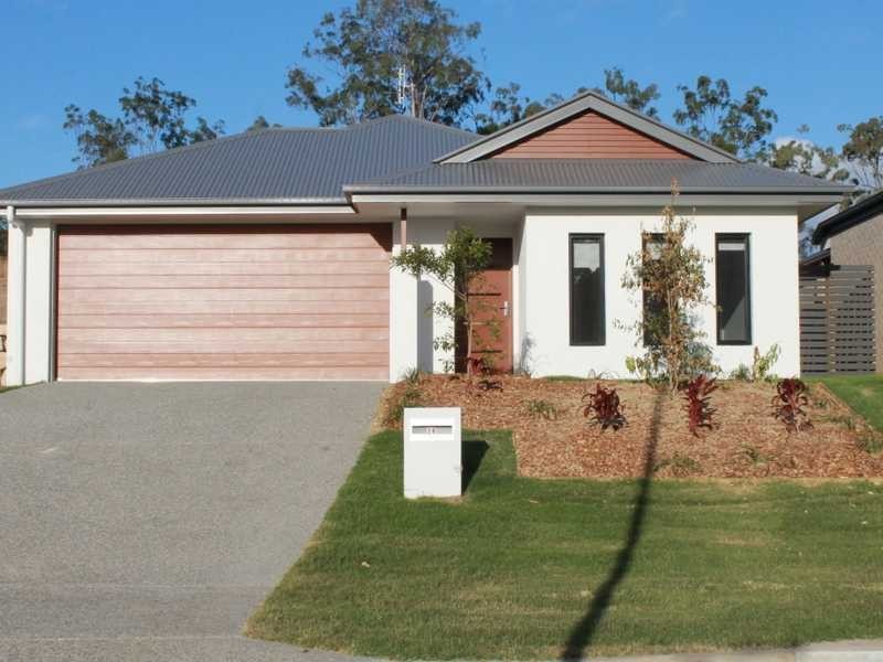 28 Caulder Esplanade, Boyne Island QLD 4680