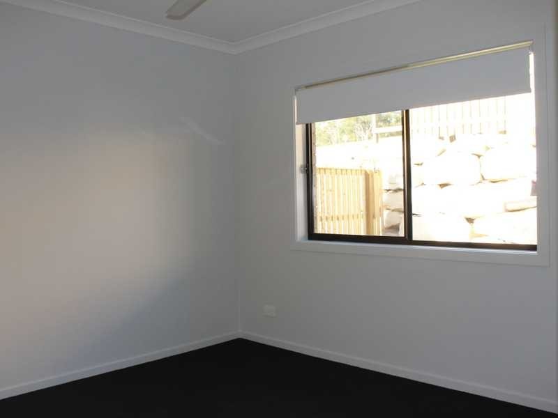 28 Caulder Esplanade, Boyne Island QLD 4680