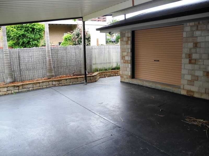 19 Jarrah Drive, Boyne Island QLD 4680