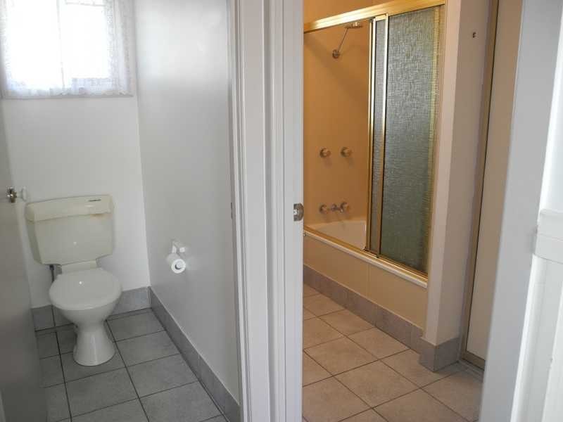 1/33 Centenary Drive, Boyne Island QLD 4680