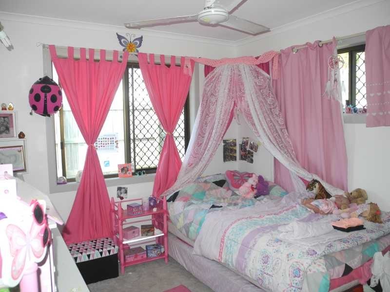 Unit/2/33 Centenary Drive, Boyne Island QLD 4680