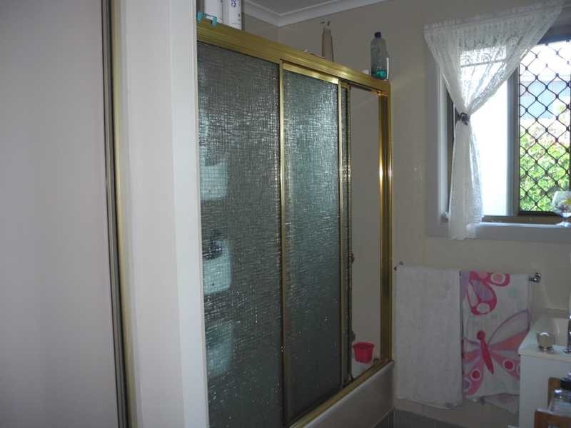 Unit/2/33 Centenary Drive, Boyne Island QLD 4680