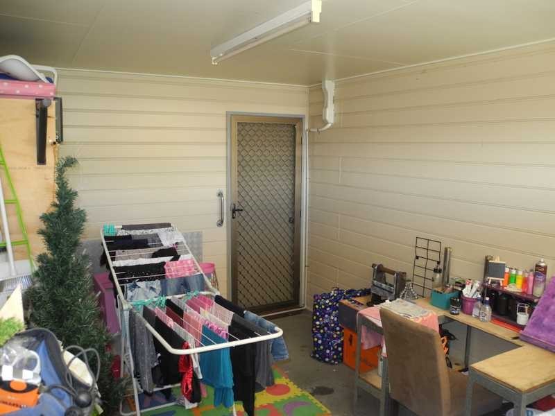 Unit/2/33 Centenary Drive, Boyne Island QLD 4680