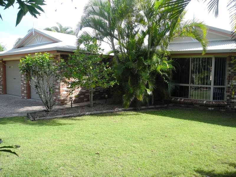 12 Geoffrey Thomas Drive, Tannum Sands QLD 4680