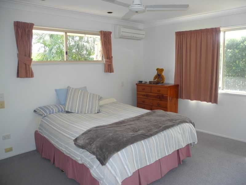 12 Geoffrey Thomas Drive, Tannum Sands QLD 4680